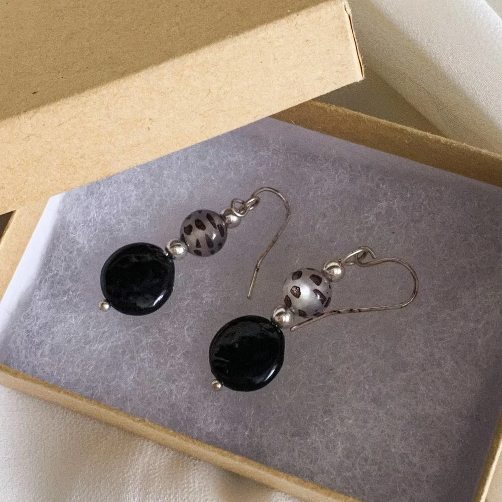 VTG Clear Spotted Black Dangle Earrings